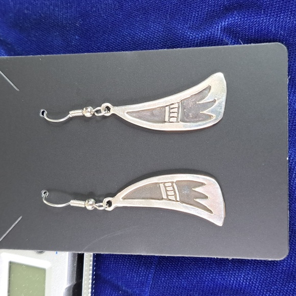 Claw Sterling Silver Dangle Earrings - Picture 11 of 12